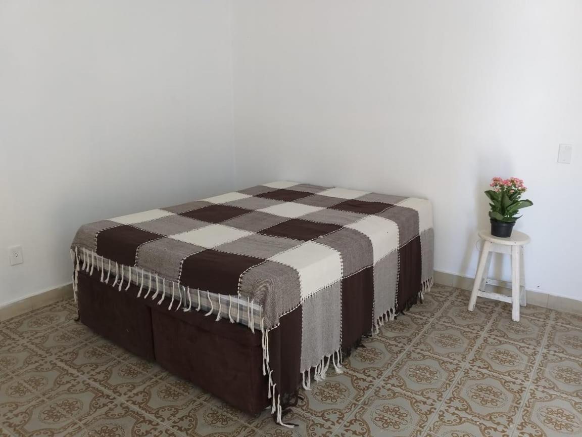 Casa de férias Ano Novo! Aproveite Amplo Espaco Em Casa De Praia Para Grupos E Familias *
